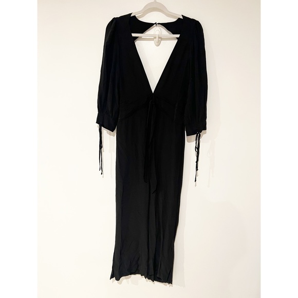 For Love & Lemons Georgi Open Back Tie Sleeve Low V Front Jumpsuit Black Small - Picture 12 of 13
